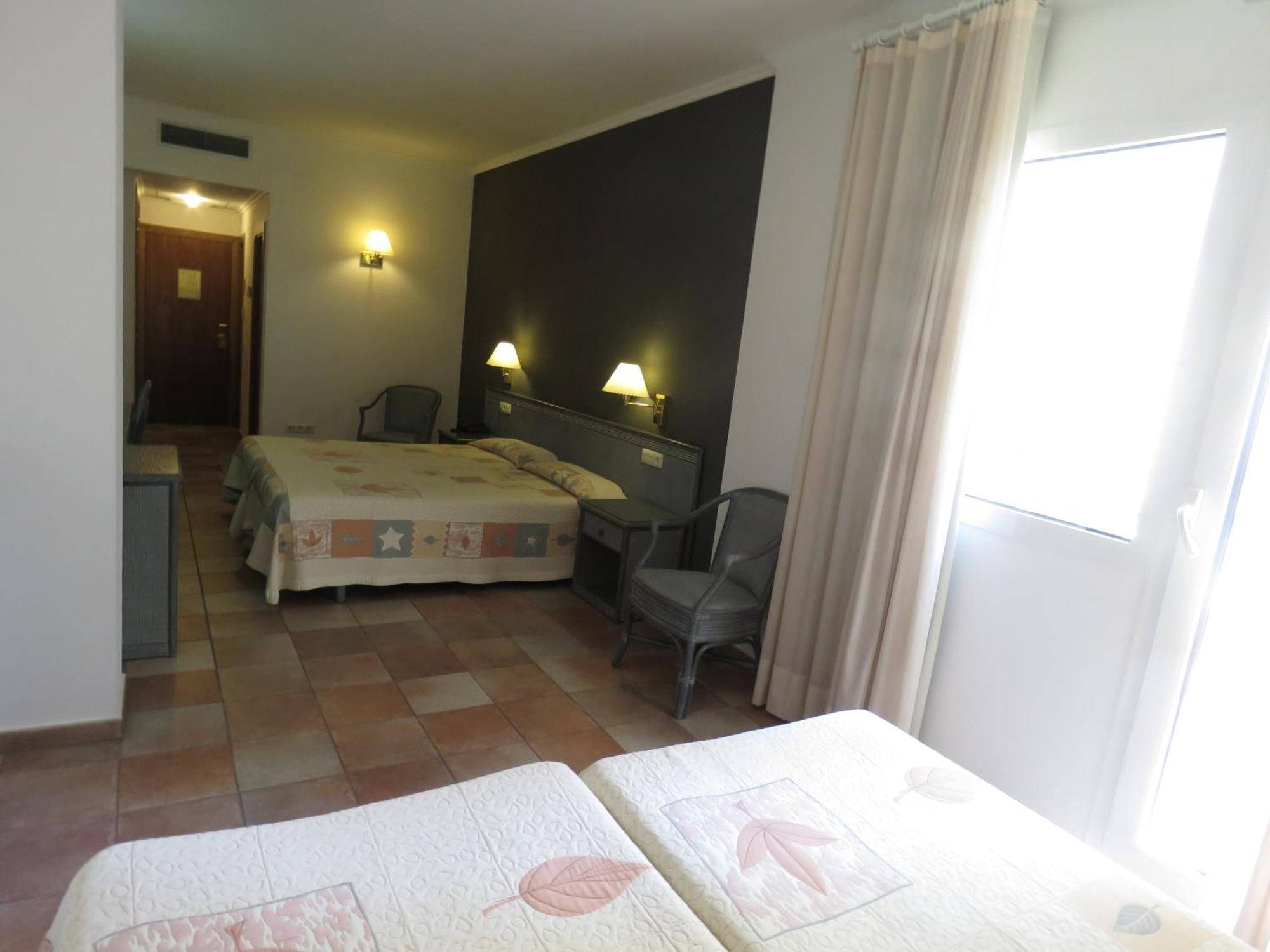 Hotel Santa Anna L'Estartit Bilik gambar