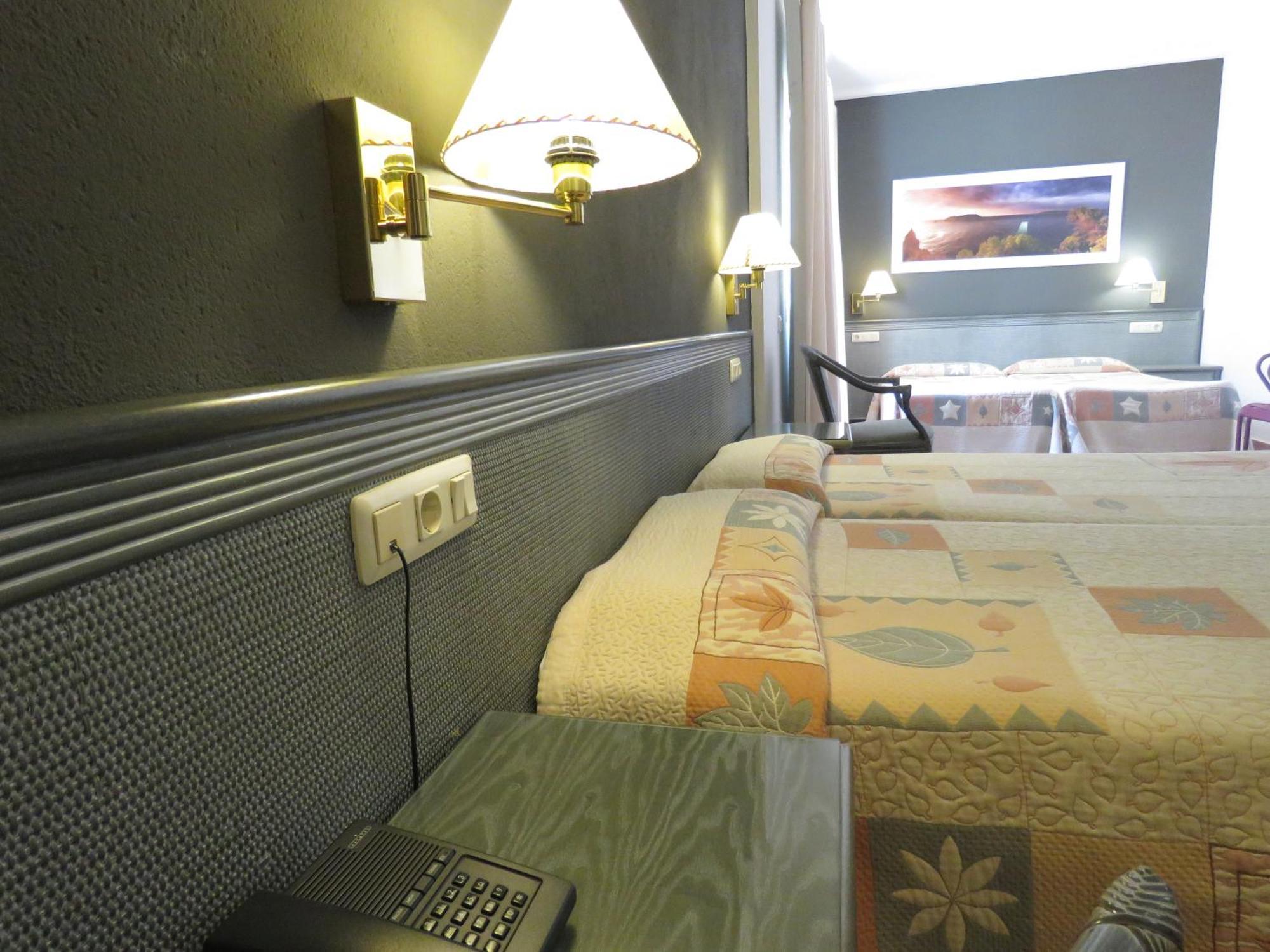 Hotel Santa Anna L'Estartit Bilik gambar